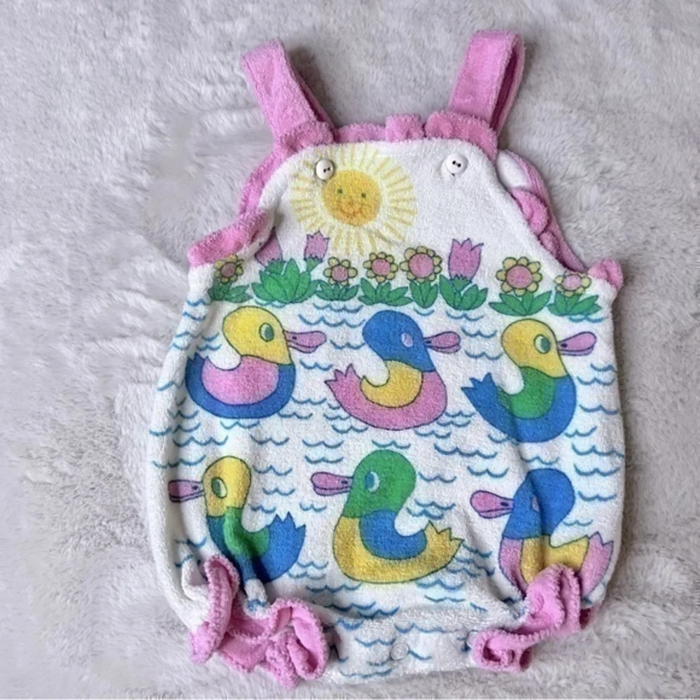 💚 Vintage Carter’s terry cloth one piece romper size 6 months